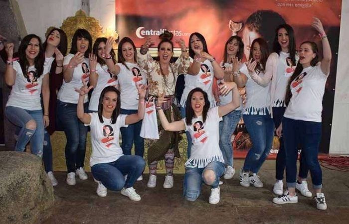 Frases-molonas-para-camisetas-de-despedidas-de-soltera